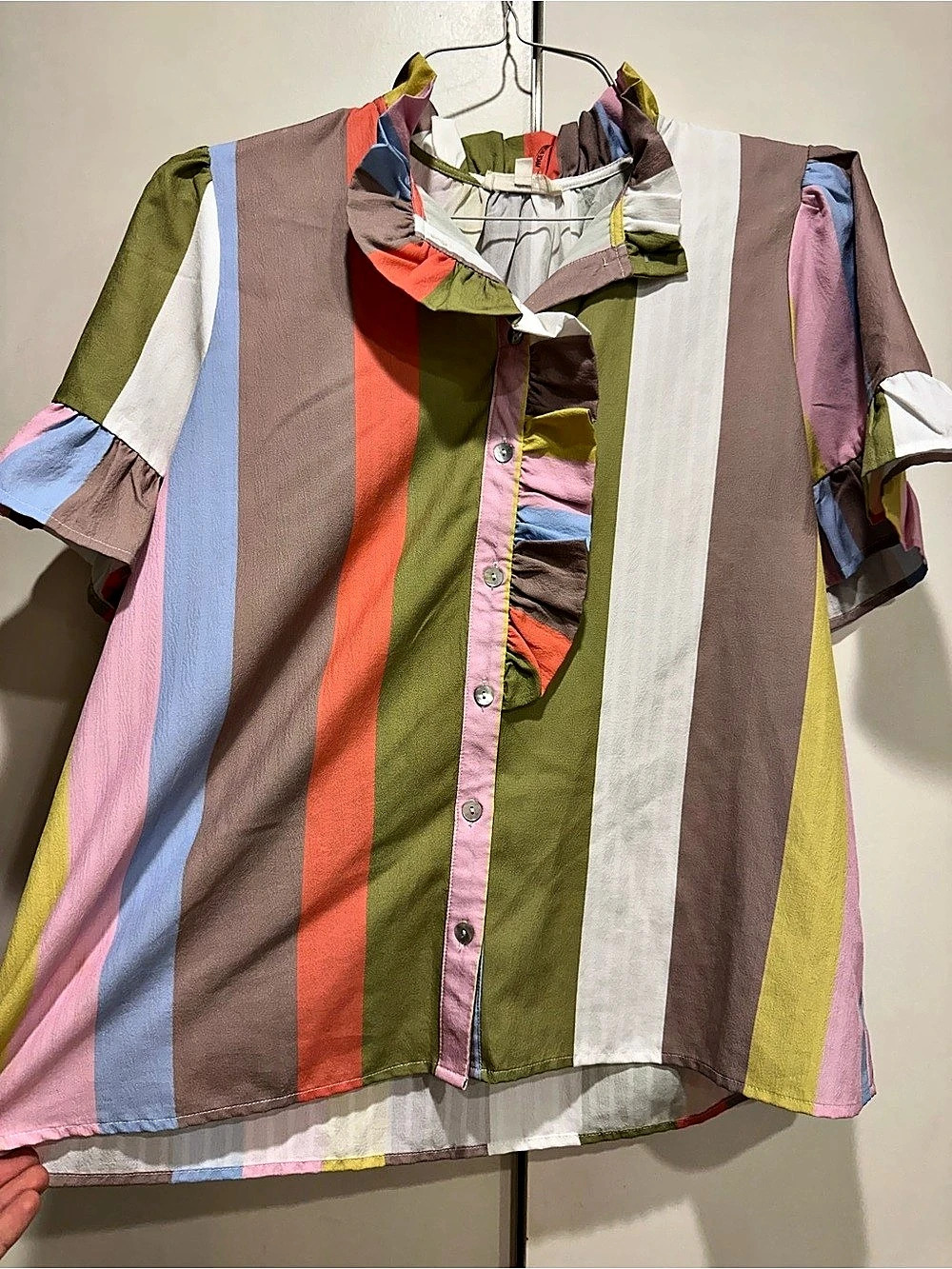 entro Striped Blouse in Multicolor Size Small Like New